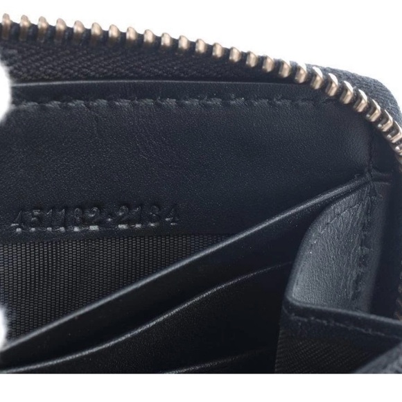 NEW GUCCI BLK LEATHER BLIND FOR LOVE ZIP AROUND LONG CLUTCH WALLET W/BOX UNISEX - Picture 6 of 6